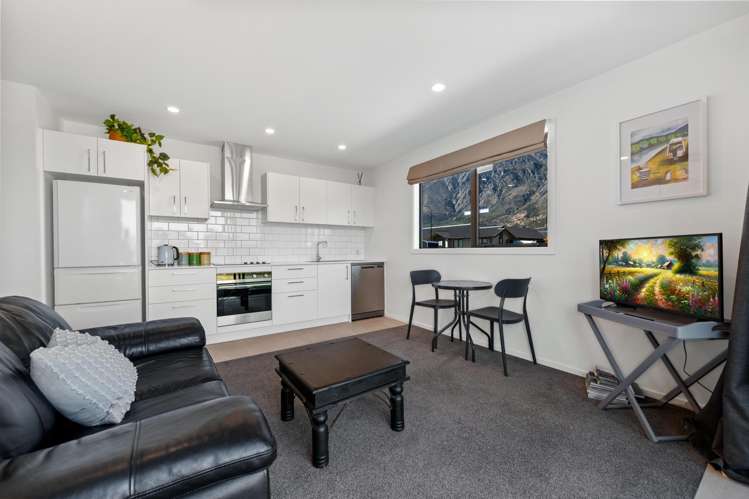 64 Howden Drive Jacks Point_23