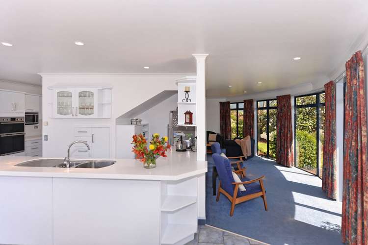 18 Mary Ann Muller Crescent Stoke_7