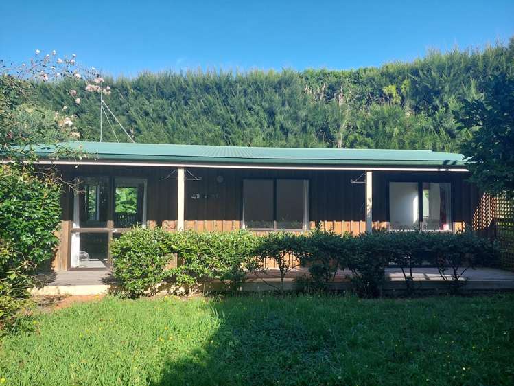 43 Walker Road West_0