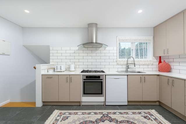 52 Woodside Road Massey_3