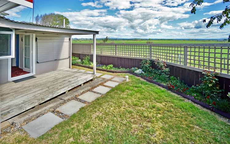 74b Pukehina Parade Pukehina_1