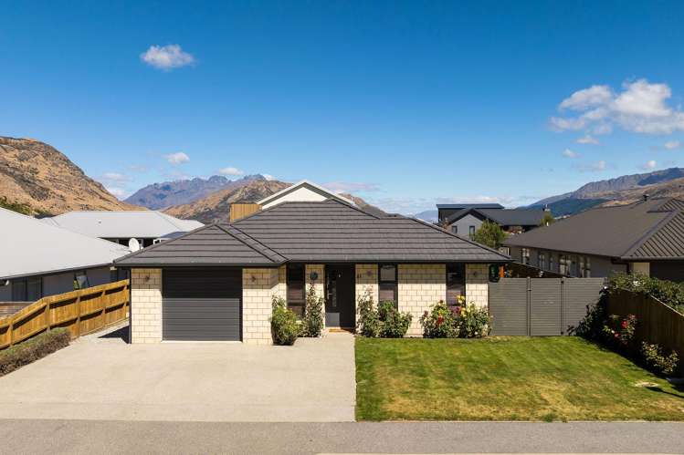 81 Risinghurst Terrace Lower Shotover_27