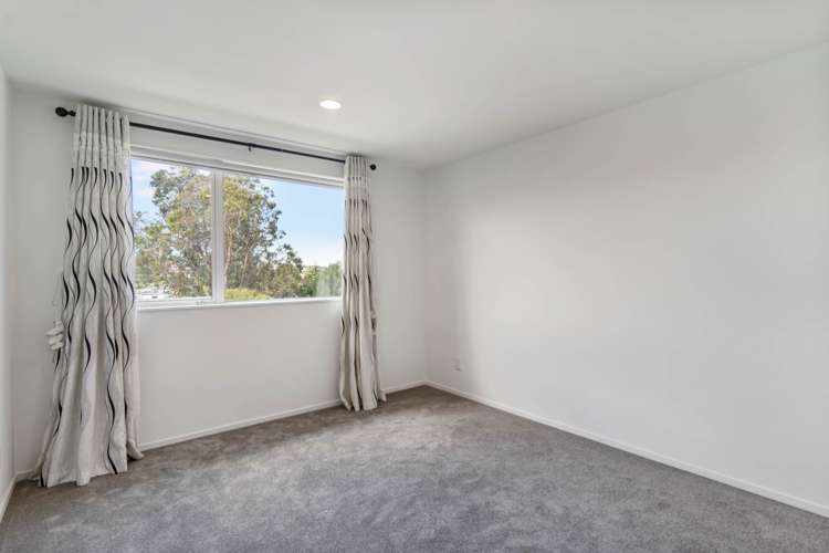 18a Tahu Crescent Sunnynook_8