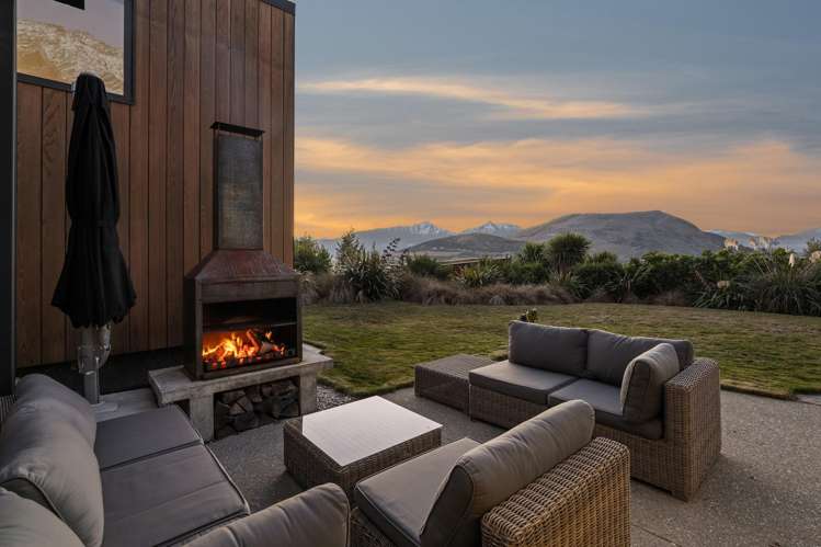 6 Big Valley Drive Jacks Point_12