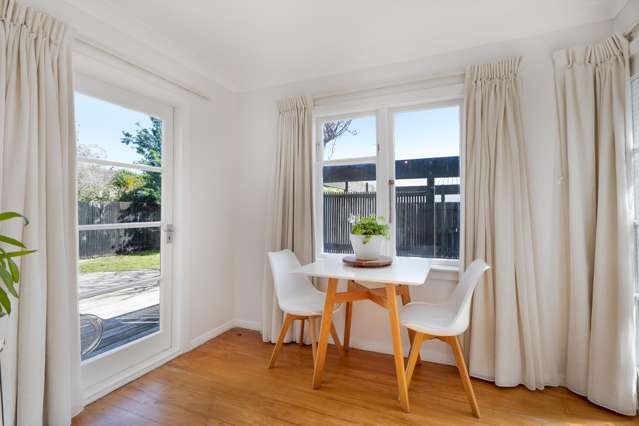 1/1 Karamu Street Eastbourne_3