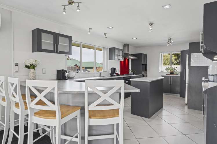 22 Paget Drive Woodend_4