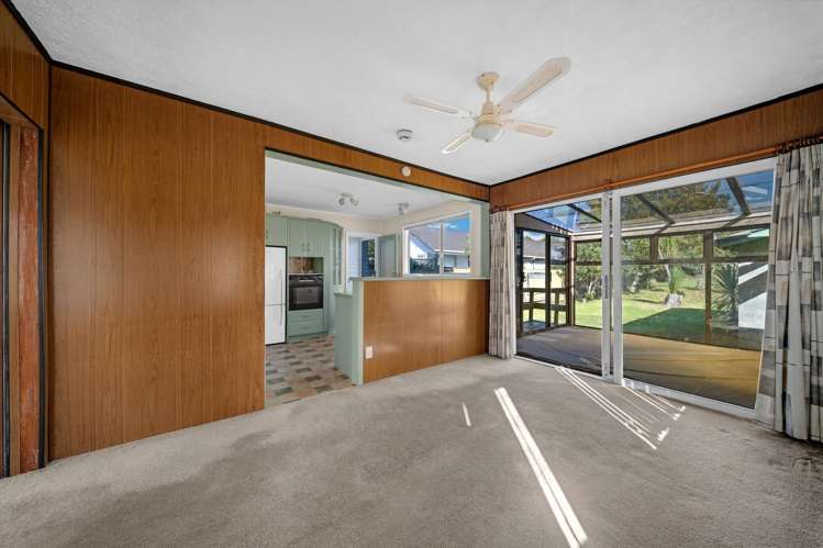 125 Portage Road New Lynn_12