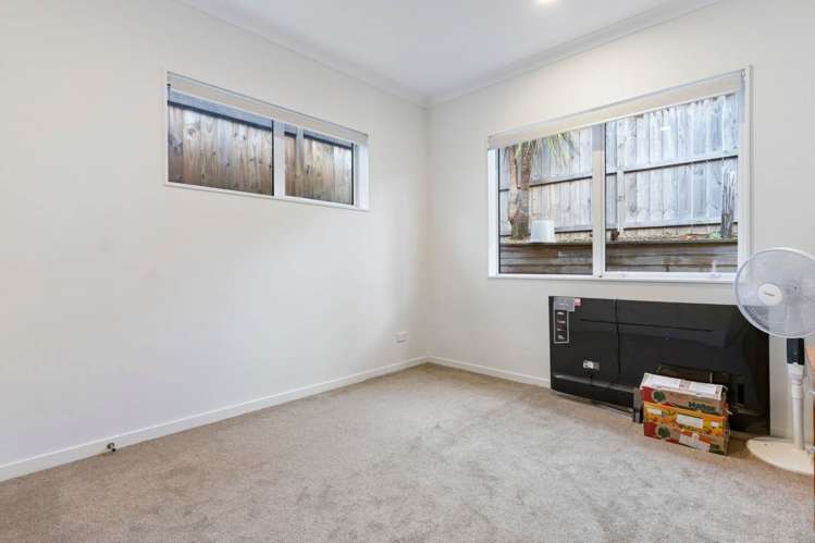 4 Cooladawson Drive Flat Bush_35