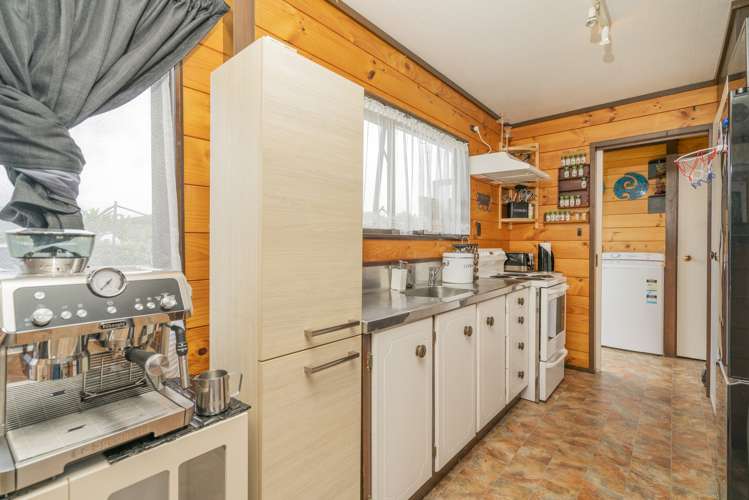 29 Robinson Road Whitianga_11