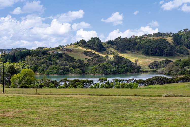 9 Toka Tuu Street Raglan_11