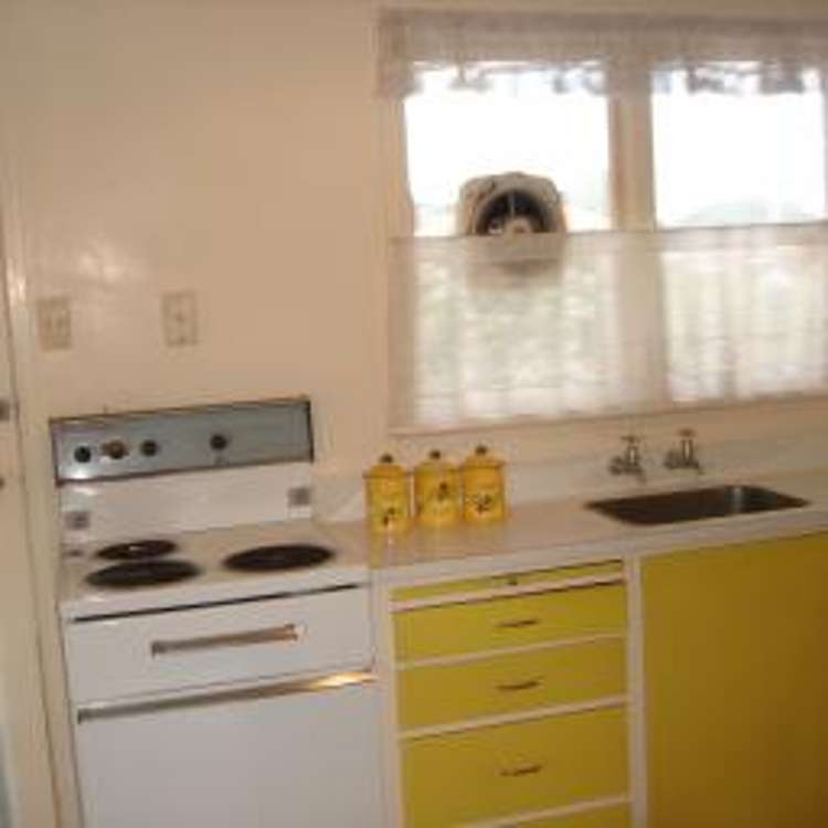 2/187 Lake Road Belmont_5