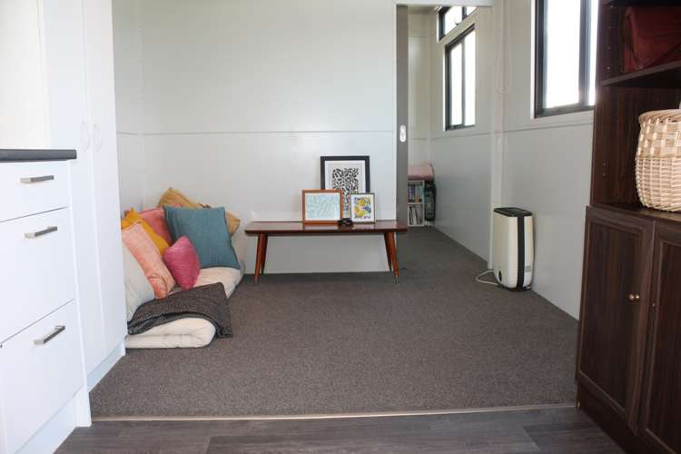 10 Te Toki Way Raglan_4