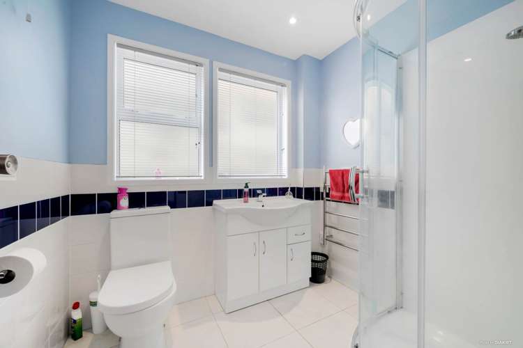 23 Knightsbridge Drive Forrest Hill_18