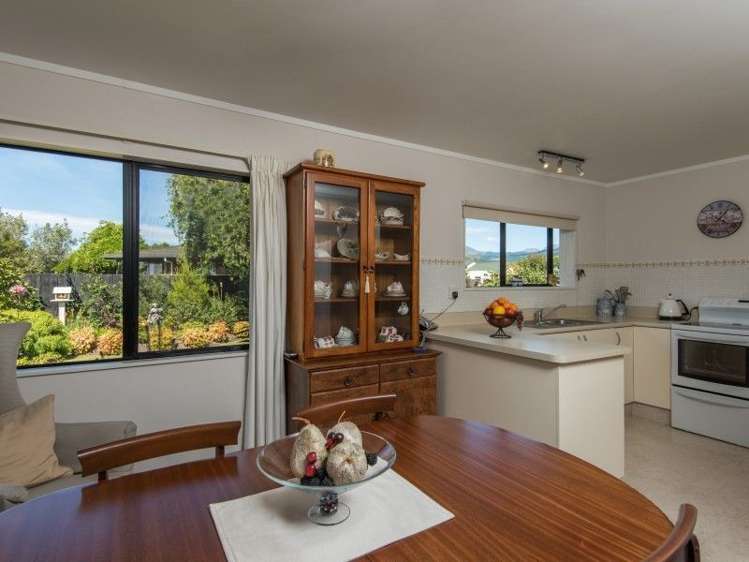 19 Rintoul Place Brightwater_6