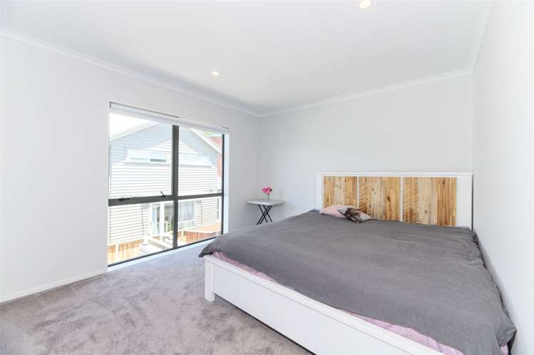 16 Waimoana Close Massey_11