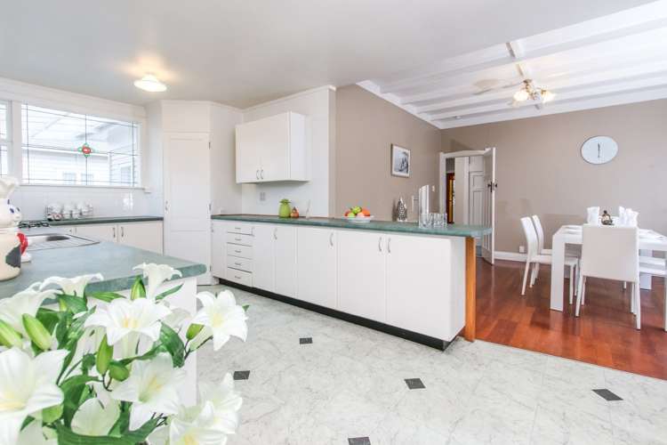 24 Fontenoy Street Mount Albert_10