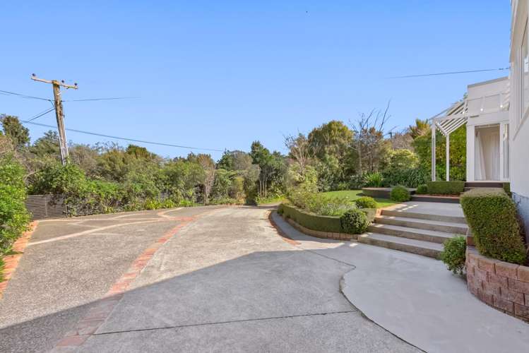 48 Gurney Road Kelson_23