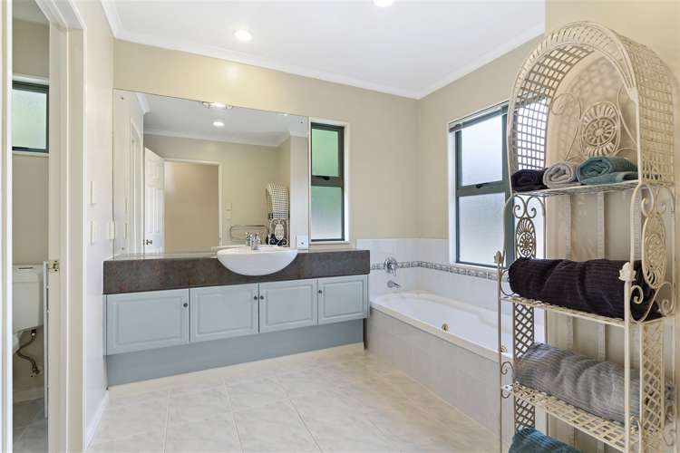 36a Jane Eyre Drive Somerville_16