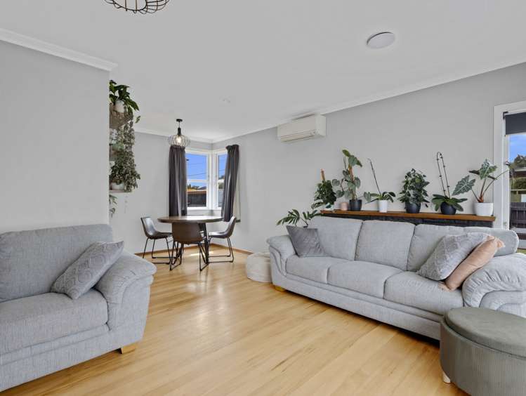 1B Tomin Road Glenview_14