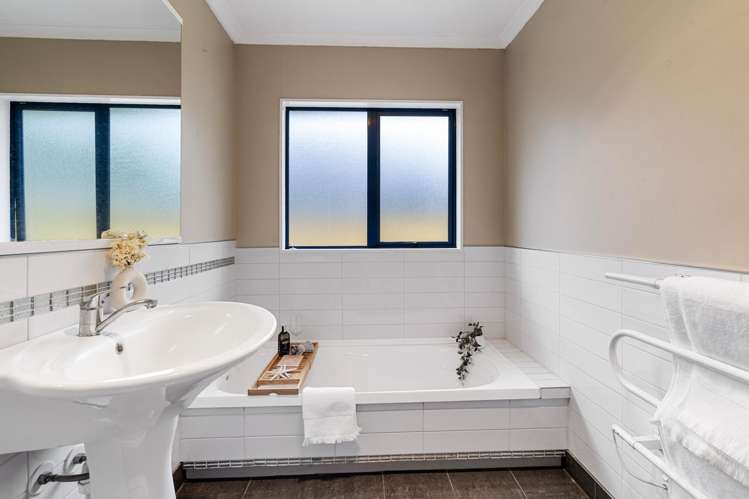 54 Icarus Place Sunnybrook_12