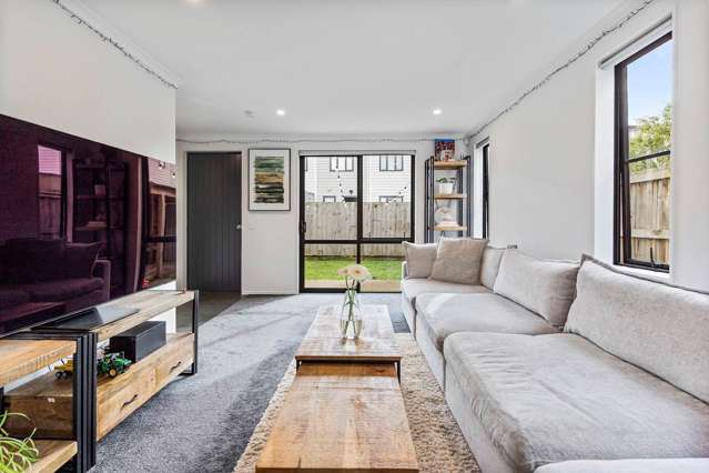 Prime Location, Spacious Home, Zoned for Kauri...