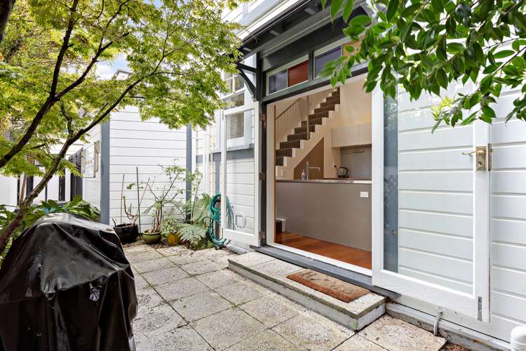 22 Hobson Street Thorndon_2