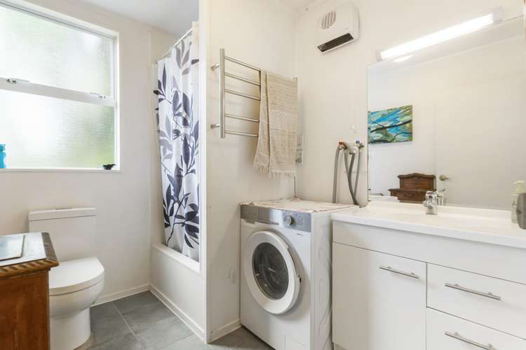 126 Candia Road Henderson Valley_27