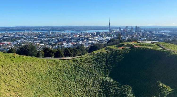 2/127 Stoddard Road Mt Roskill_28