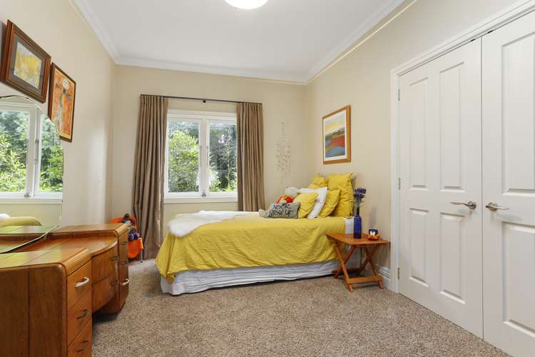 186 Boord Crescent Kumeu_18