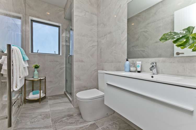 2 Kiwa Crescent Gulf Harbour_16