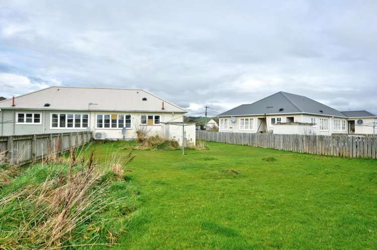 19 and 21 Churchill Avenue_5