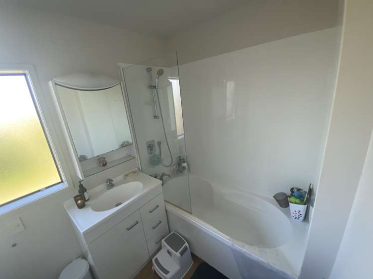 14/36 West Coast Road Glen Eden_12