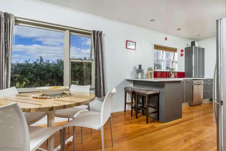 1 Ngataringa Road Devonport_12