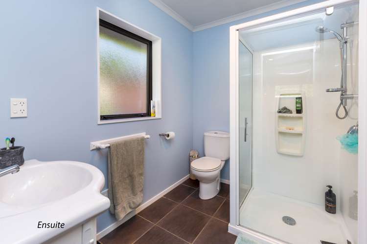 1845 State Highway 2 Kaitoke_18