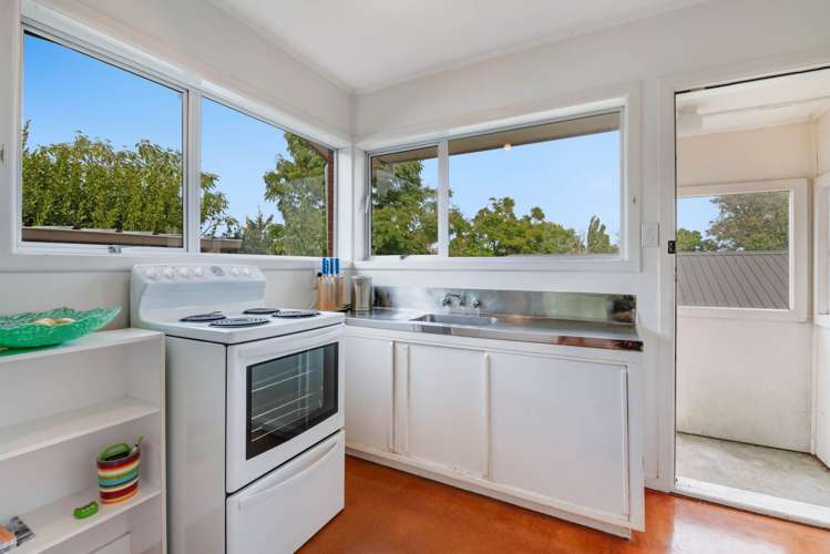 18B Brian Crescent Stanmore Bay_6