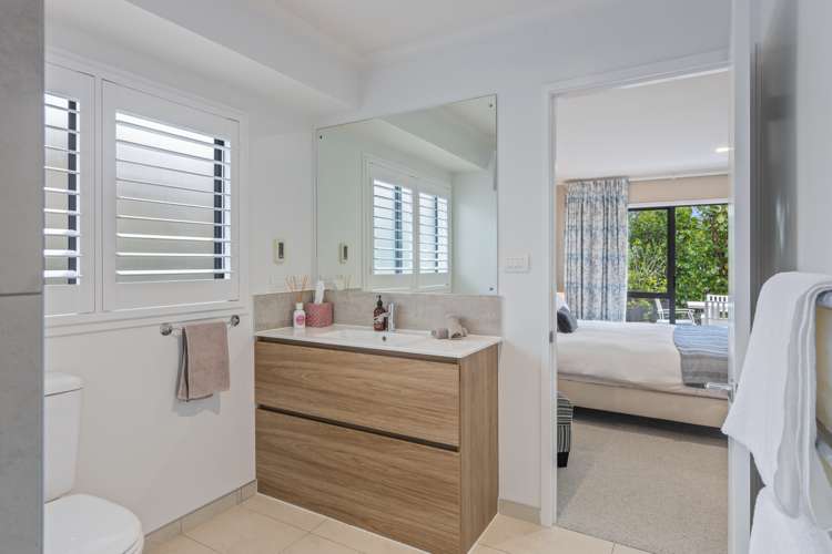 1 Courtney Lane Matakana_9