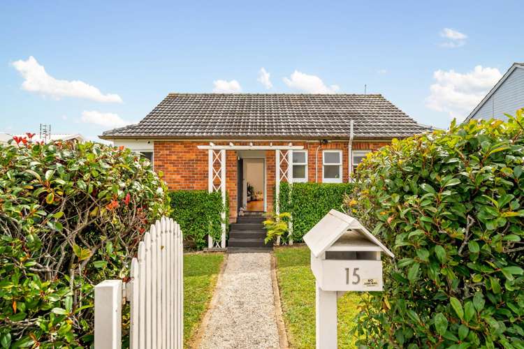 15 Range View Road Mount Albert_14