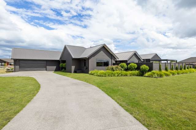 14 Artistic Avenue Leamington_2