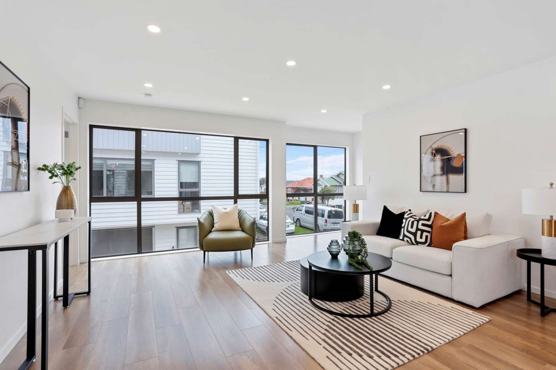 2/12 Jasper Avenue Mount Roskill_0