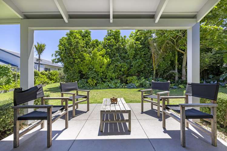 64 Wallis Street Raglan_24