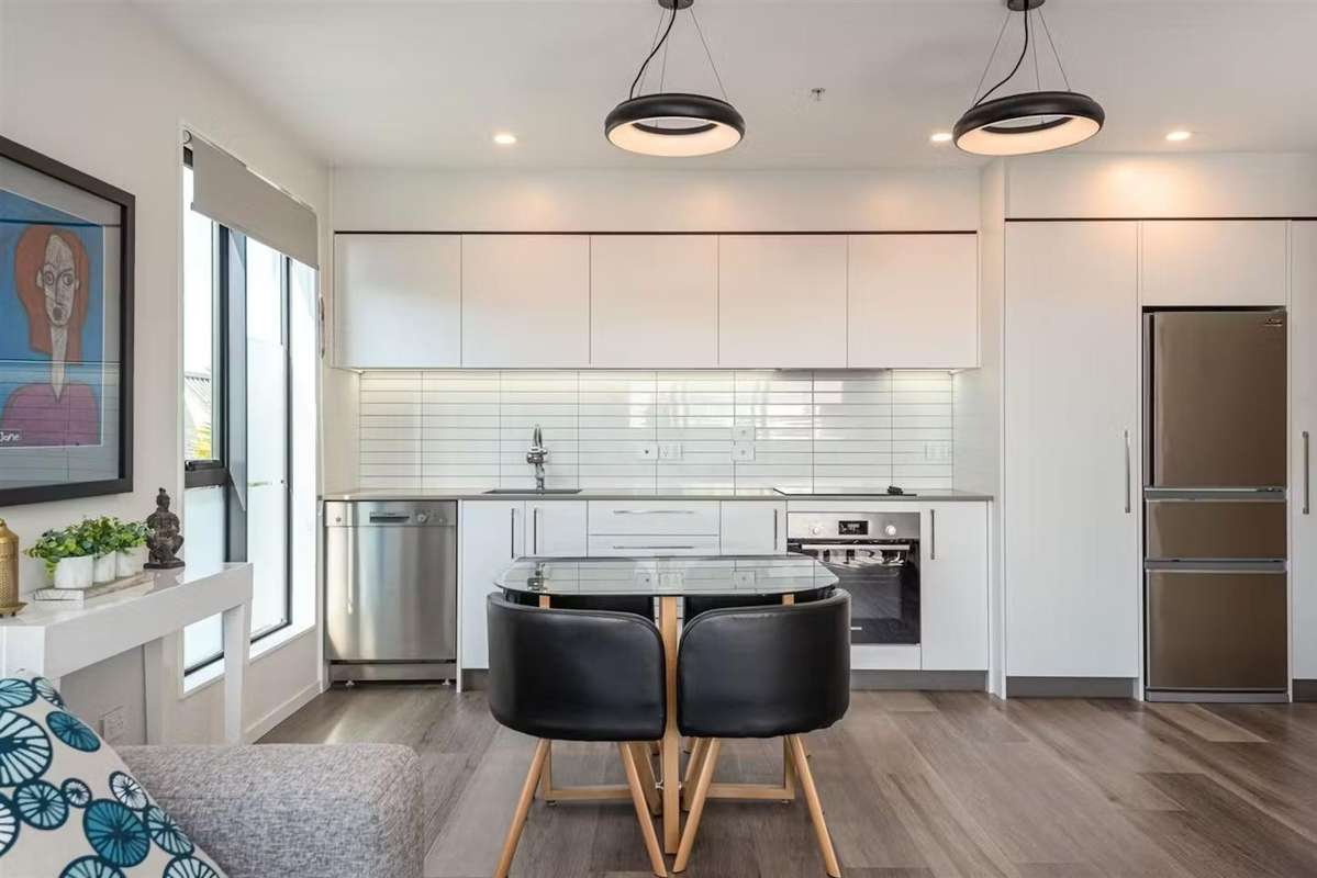 104/272 Barbadoes Street_3