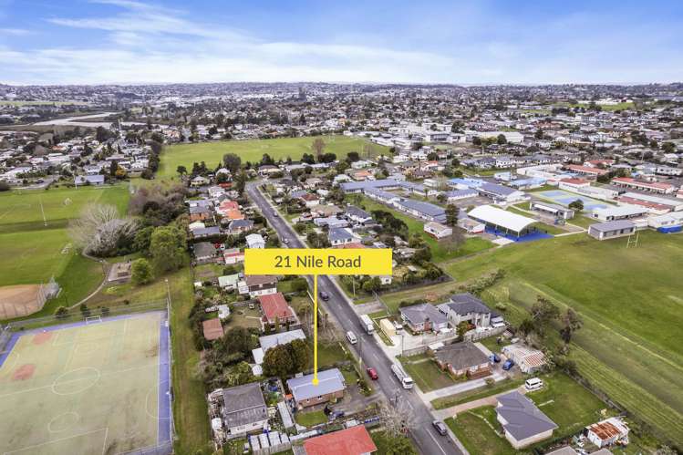 21 Nile Road Kelston_15