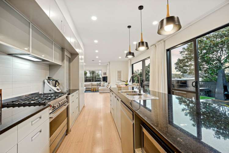 14 Archer Rayner Place Greenhithe_9