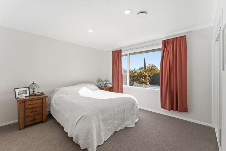 68 High Street Mosgiel_16