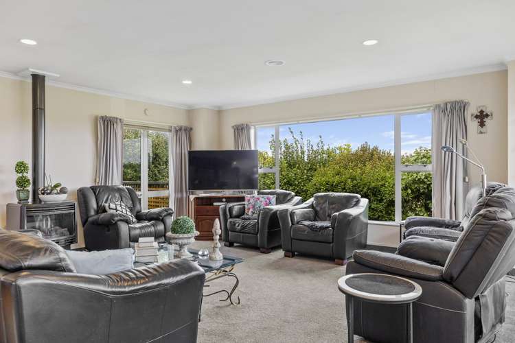 10 Astelia Way Waipahihi_8