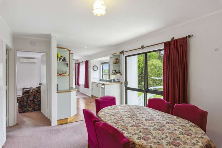 66 Renown Road Raumati South_4