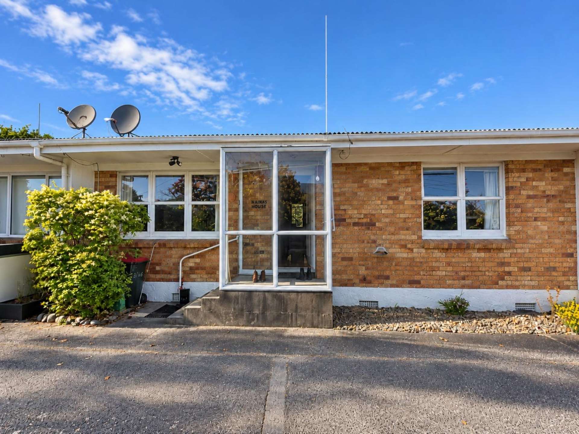 2/168 Nixon Street 1074_0