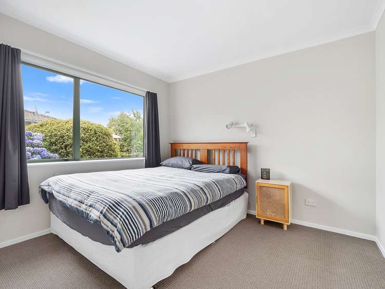 51 Basley road Owhata_20