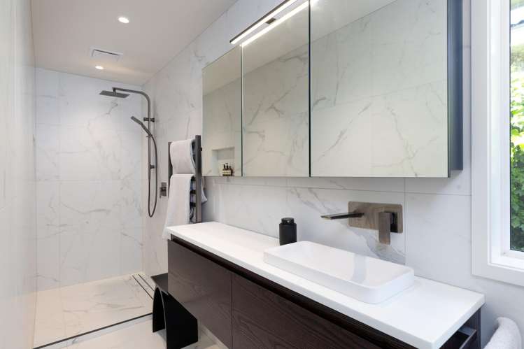 2/96 Nile Street Nelson_13