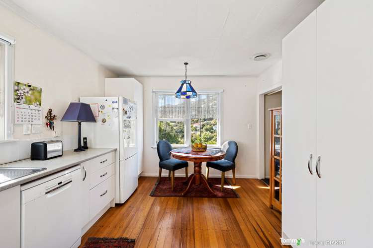 105 Churchill Drive Crofton Downs_3